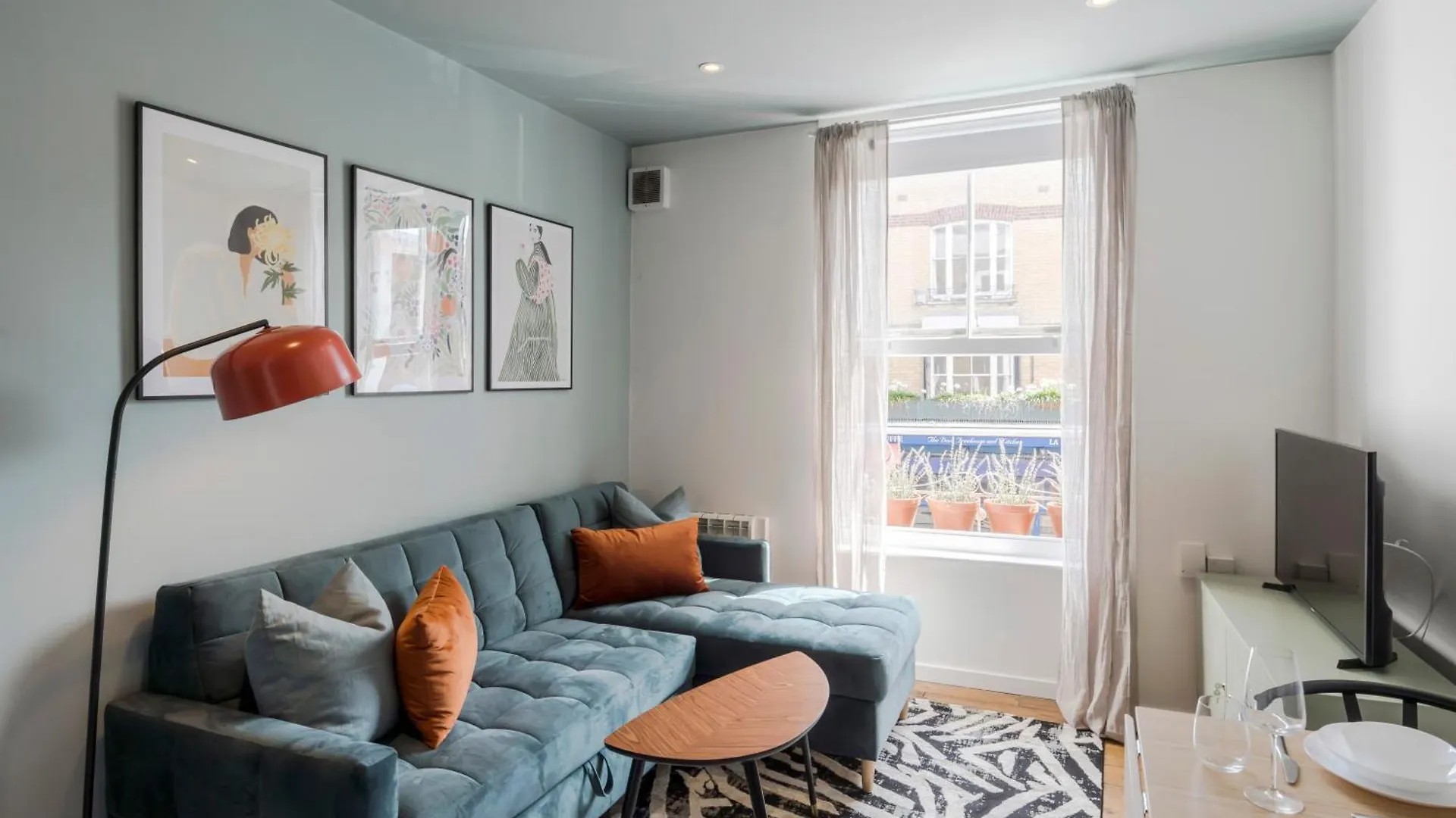 Bijou Flat On Broadway Market Londýn